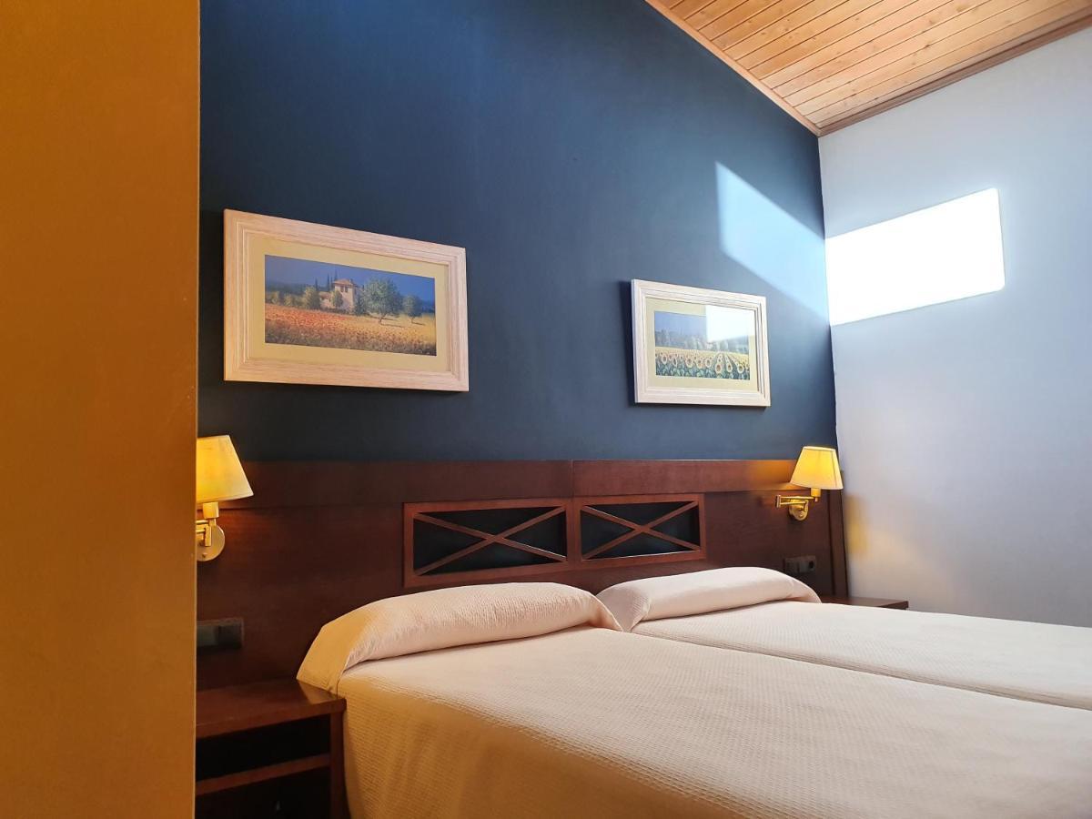Hotel Masia El Molinete مورا دي روبيلوس المظهر الخارجي الصورة