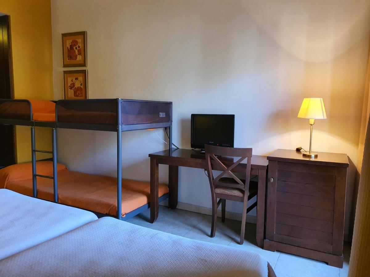 Hotel Masia El Molinete مورا دي روبيلوس المظهر الخارجي الصورة