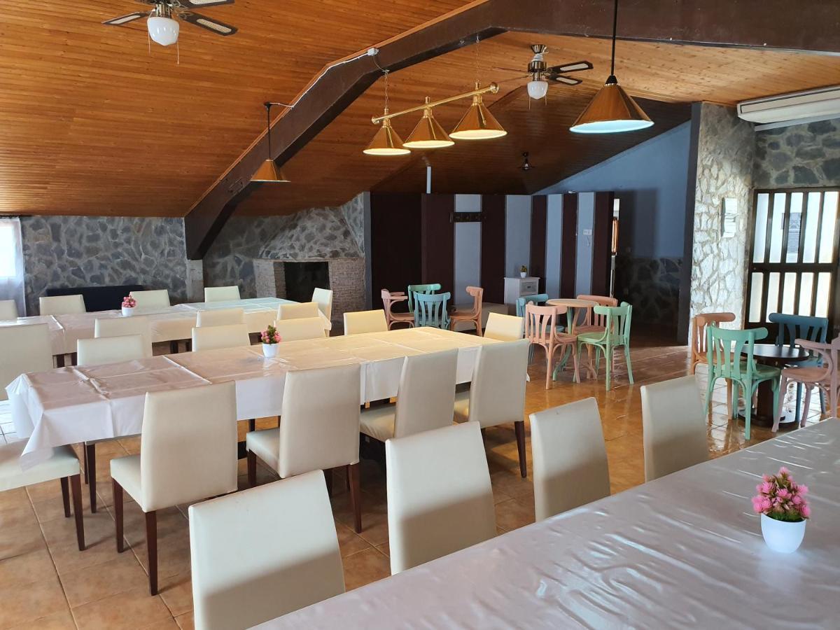 Hotel Masia El Molinete مورا دي روبيلوس المظهر الخارجي الصورة